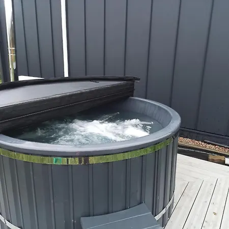In Countryside, Sauna, Whirlpool Holiday home *